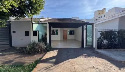 Casa para Venda em Maringá, Jardim Itália II, 3 dormitórios, 1 suíte, 2 banheiros, 2 vagas