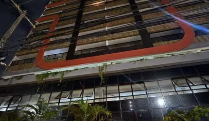 Apartamento, quarto/sala com varanda em Armação, Mobialido