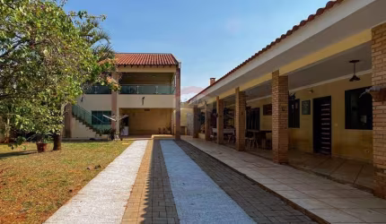Casa com 5 quartos e 750m² de terreno a venda no Jardim Novo Horizonte, em Maringá PR