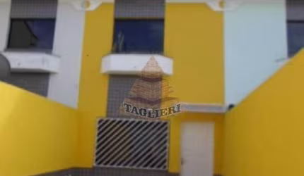 Sobrado com 3 quartos, 100 m², à venda por R$ 450.000