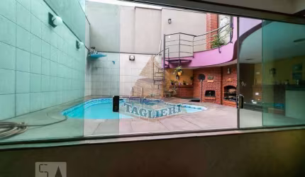 SOBRADO 3D. SUITE C/HIDRO PISCINA CHURRASQUEIRA FORNO A LENHA SACADAS TATUA