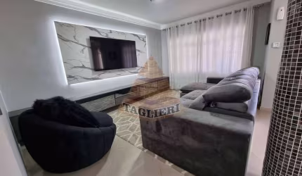 VENDE-SE CASA NO TATUAPÉ IMPECÁVEL
