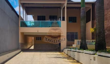 Excelente sobrado, comercial ou residencial,396 metros,3dormitórios,6 vagas