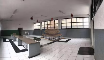 Prédio comercial próximo Radial Tatuapé 15 vagas vão livre 3 pavimentos