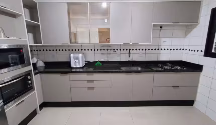 Apartamento com 3 quartos para alugar na Avenida Governador Ivo Silveira, 177, Estreito, Florianópolis por R$ 3.950