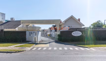 Terreno em condomínio fechado à venda na Rua Antônio Turíbio Teixeira Braga, Santa Felicidade, Curitiba por R$ 1.000.000