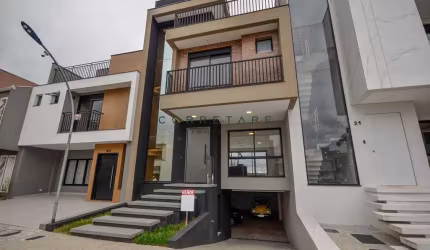 Casa em condomínio fechado com 3 quartos à venda no Pinheirinho, Curitiba , 252 m2 por R$ 1.550.000