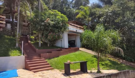 Chácara / sítio com 3 quartos à venda na Barreira, Arandu  por R$ 600.000