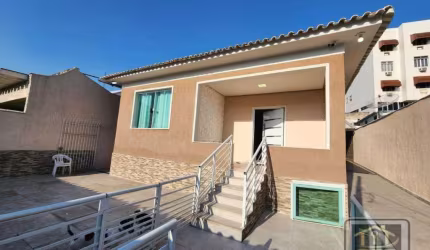 Casa com 3 quartos à venda na Vila Valqueire, Rio de Janeiro , 214 m2 por R$ 1.199.000