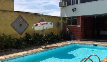 Casa com 3 quartos à venda na Rua Queluz, 60, Bento Ribeiro, Rio de Janeiro, 360 m2 por R$ 750.000