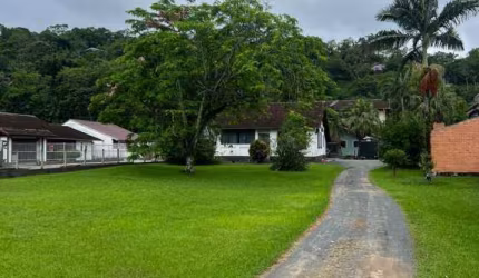 Casa com 4 quartos à venda na Rua dos Atiradores, Centro, Pomerode, 2427 m2 por R$ 3.500.000