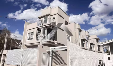 Casa com 3 quartos à venda na Rua Professor José Maurício Higgins, 2815, Boqueirão, Curitiba, 110 m2 por R$ 670.000