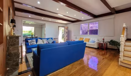 Casa com 4 quartos à venda no Centro, Petrópolis , 250 m2 por R$ 980.000