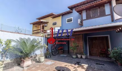 Casa com 3 quartos à venda na Rua Carmem Dolores, 105, Anil, Rio de Janeiro, 241 m2 por R$ 779.000