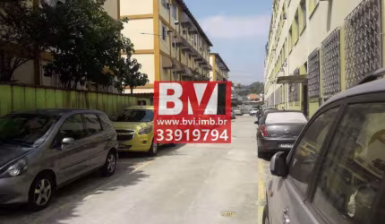 Apartamento com 2 quartos à venda na Estrada do Barro Vermelho, Colégio, Rio de Janeiro, 57 m2 por R$ 200.000