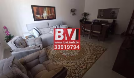 Casa com 3 quartos à venda na Rua Ararai, Vila da Penha, Rio de Janeiro, 130 m2 por R$ 850.000