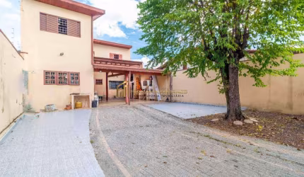 Casa com 4 quartos à venda no Jardim Ana Emilia, Taubaté , 300 m2 por R$ 636.000