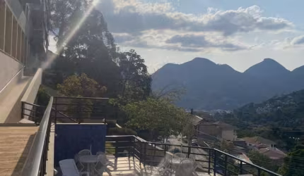 Cobertura com 3 quartos à venda no Braunes, Nova Friburgo , 223 m2 por R$ 950.000
