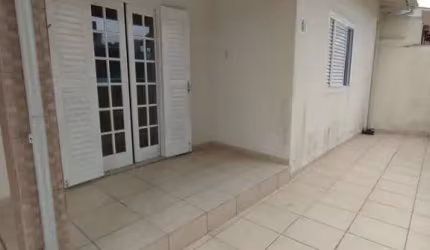 Casa com 3 quartos à venda no Mar Grosso, Laguna  por R$ 650.000