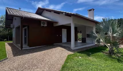 Casa com 3 quartos à venda no Testo Central, Pomerode , 296 m2 por R$ 700.000