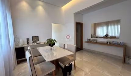 Casa em condomínio fechado com 4 quartos à venda no Flamboyant, Lagoa Santa , 200 m2 por R$ 1.590.000