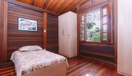 Casa em condomínio fechado com 4 quartos à venda no Joá, Lagoa Santa  por R$ 1.990.000