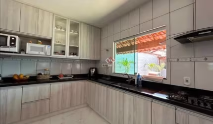 Casa em condomínio fechado com 3 quartos à venda em Santos Dumont, Lagoa Santa , 320 m2 por R$ 1.350.000