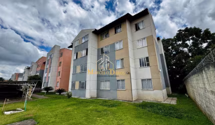 Apartamento com 2 quartos à venda na Travessa Leone Décimo Dal'Negro, 440, Santo Antônio, São José dos Pinhais, 47 m2 por R$ 225.000