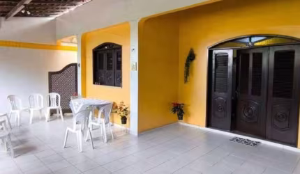 Casa com 3 quartos à venda na Avenida da Saudade, Centro, Franco da Rocha por R$ 290.000