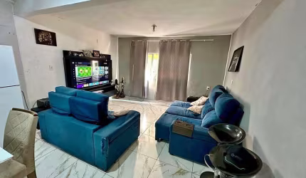 Casa com 3 quartos à venda no Centro, Itapevi  por R$ 230.000
