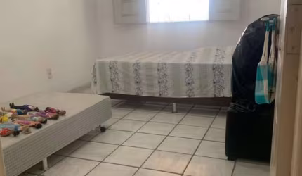 Casa com 2 quartos à venda no Jardim Ângela, Embu das Artes  por R$ 180.000