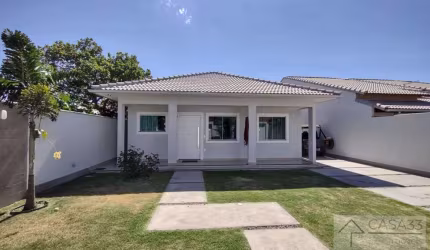 Casa com 3 quartos à venda na Rua Nossa Senhora da Penha, 408, Itaipuaçú, Maricá, 173 m2 por R$ 1.100.000