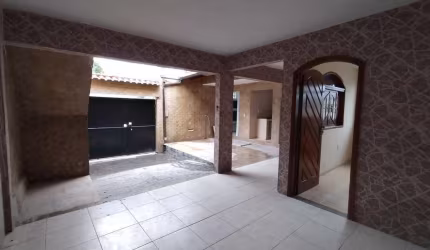 Casa com 3 quartos para alugar no Barro Vermelho, São Gonçalo , 124 m2 por R$ 1.400