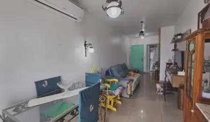 Casa com 2 quartos à venda no Itaim Paulista, São Paulo  por R$ 297.000