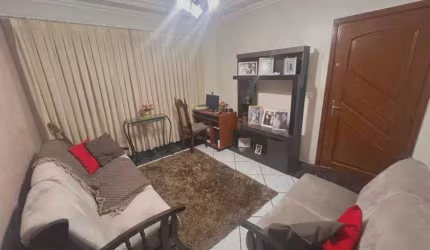 Casa com 2 quartos à venda no Jardim Record, Taboão da Serra  por R$ 200.000