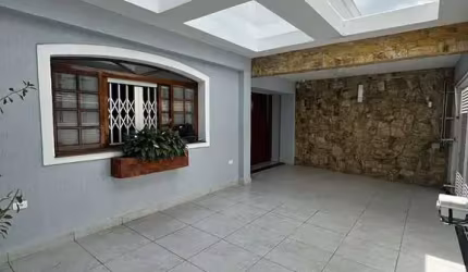 Casa com 3 quartos à venda na Rua Ezequiel Ramos, Mooca, São Paulo por R$ 500.000