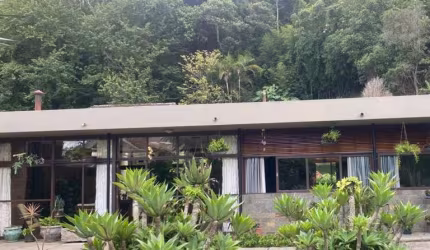 Casa com 3 quartos à venda no Braunes, Nova Friburgo , 1 m2 por R$ 1.100.000
