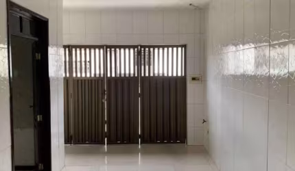Casa com 3 quartos à venda no Jardim Santo Elias, São Paulo  por R$ 280.000