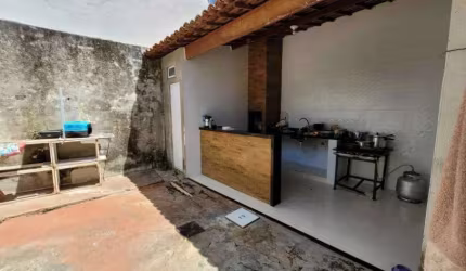 Casa com 2 quartos à venda em Santana, São Paulo  por R$ 300.000