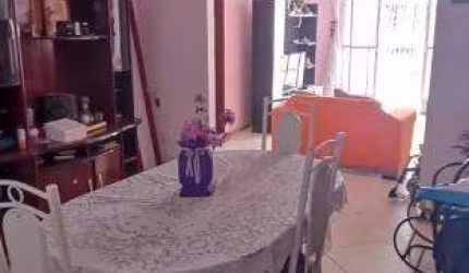 Casa com 3 quartos à venda no Carandiru, São Paulo  por R$ 210.000