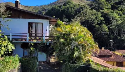 Casa com 4 quartos à venda no Carangola, Petrópolis , 300 m2 por R$ 1.350.000