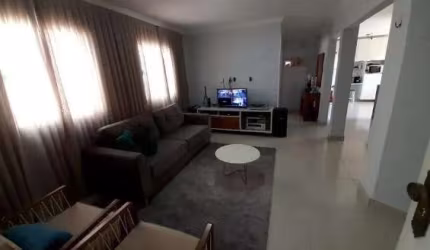 Casa com 3 quartos à venda na Vila Marieta, São Paulo  por R$ 240.000