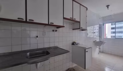 Apartamento com 2 quartos à venda no Candeal, Salvador  por R$ 265.000
