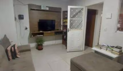 Casa com 2 quartos à venda no Jaguaribe, Osasco  por R$ 260.000