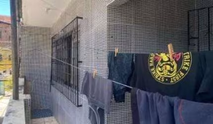 Casa com 2 quartos à venda no Bandeiras, Osasco  por R$ 200.000
