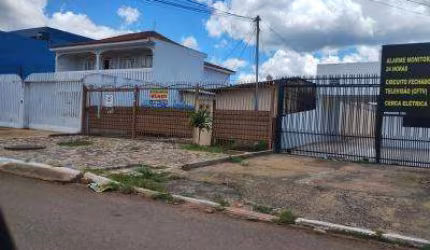 Terreno à venda na QNG 3, Taguatinga Norte, Taguatinga por R$ 350.000