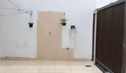 Casa com 2 quartos à venda no Jardim Rosemary, Itapevi  por R$ 210.000