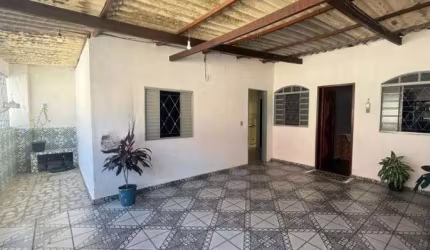 Casa com 3 quartos à venda no Piratininga, Osasco  por R$ 280.000