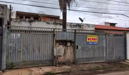 Casa com 3 quartos à venda na QE 24, Guará II, Brasília, 200 m2 por R$ 599.990