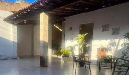 Casa com 2 quartos à venda no Baronesa, Osasco  por R$ 270.000